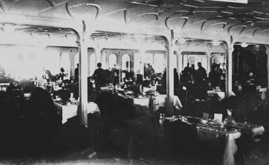 Titanic’in zengin yolcuları ne yemek yiyordu? Her güne özel menü hazırlamışlar 2